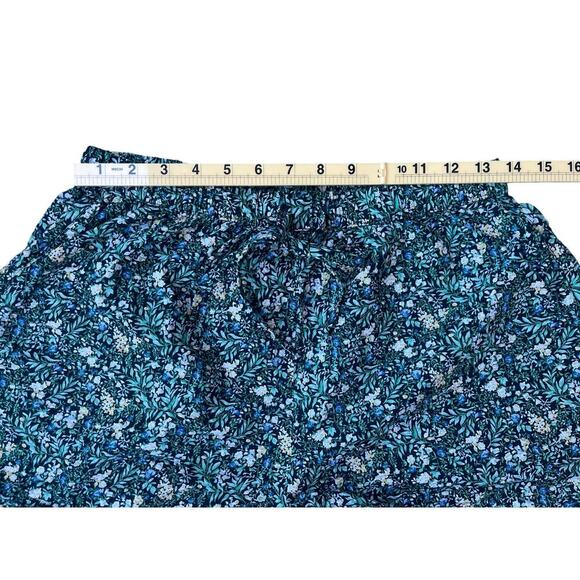 Anthropologie Sundays Floral Print Crinkle Cotton Elastic Waist Shorts - Medium - Picture 7 of 8